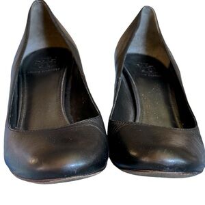 Supple leather heels from Tory Burch, black with metal accents, women’s size 9.5